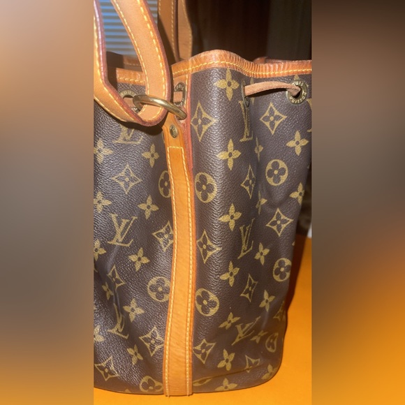 Louis Vuitton Monogram Petit Noe - Picture 14 of 16